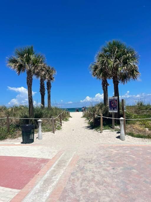 Chic Ocean Front Studio! Leilighet Miami Beach Eksteriør bilde